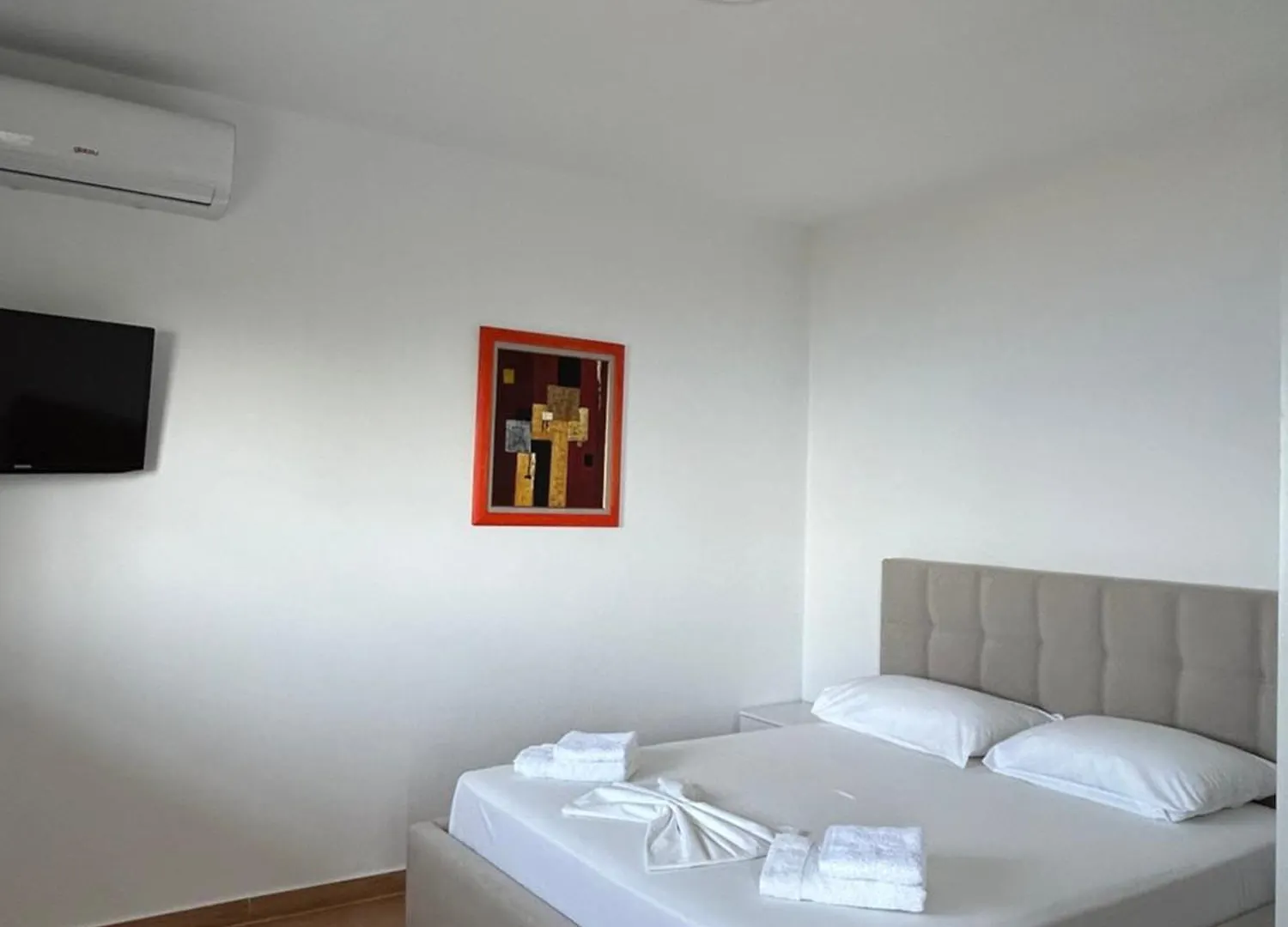 Vila Jona Palase Dhërmi 0*,
